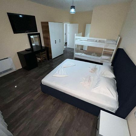 Hotel & Restaurant Frida Gjakova Εξωτερικό φωτογραφία