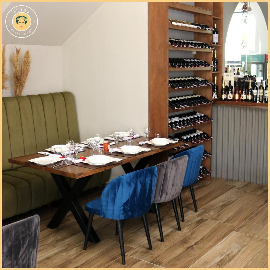 Hotel & Restaurant Frida Gjakova Εξωτερικό φωτογραφία