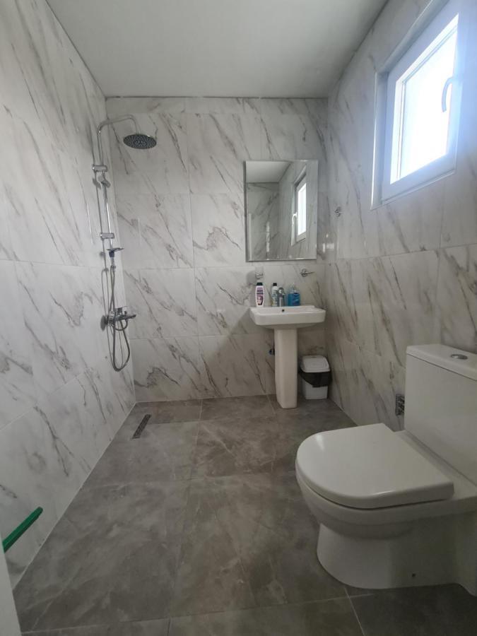 Hotel & Restaurant Frida Gjakova Εξωτερικό φωτογραφία