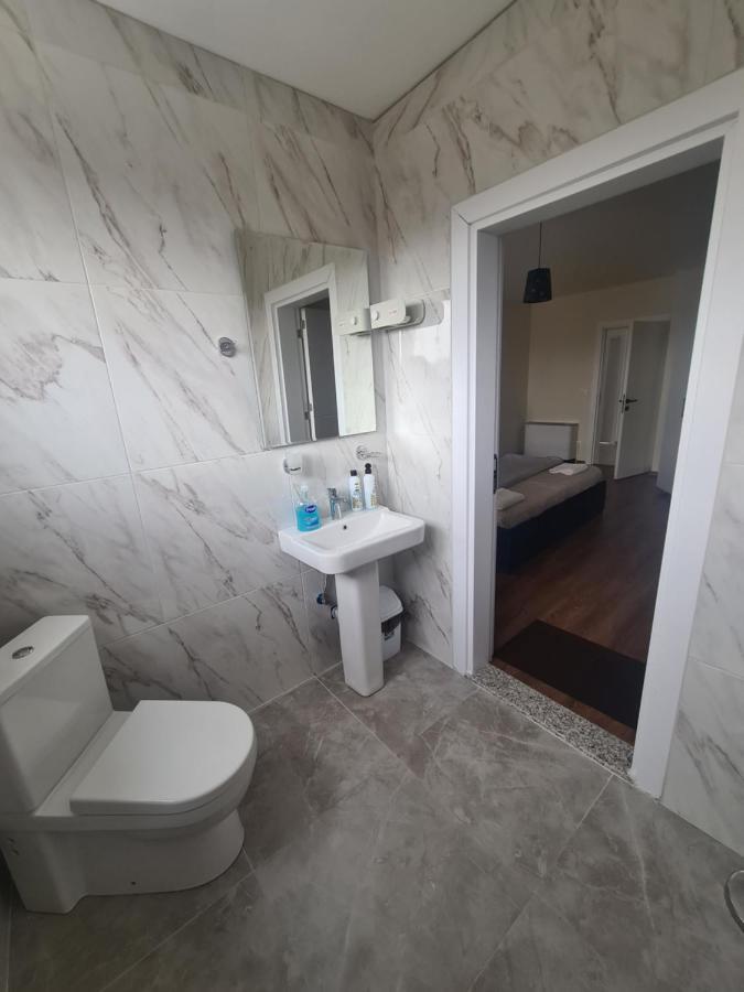 Hotel & Restaurant Frida Gjakova Εξωτερικό φωτογραφία