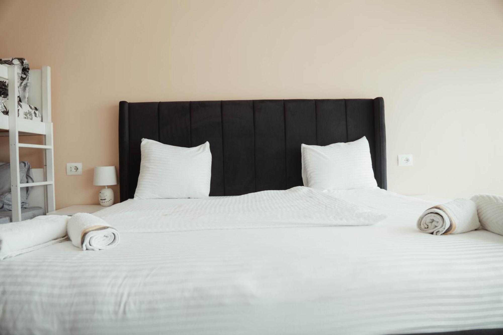 Hotel & Restaurant Frida Gjakova Εξωτερικό φωτογραφία